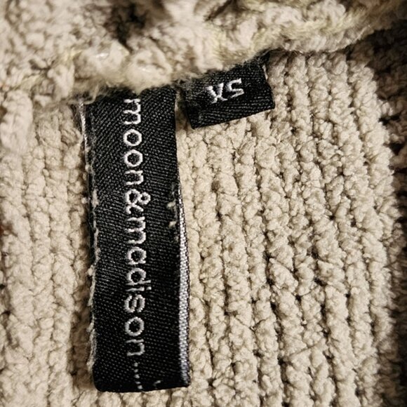 Moon & Madison Olive Green Cropped Cowl Neck Chunky Sweater - Picture 7 of 11